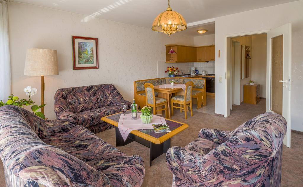 Hotel Schloessmann Garni Bad König Esterno foto