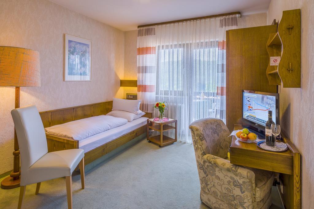 Hotel Schloessmann Garni Bad König Esterno foto